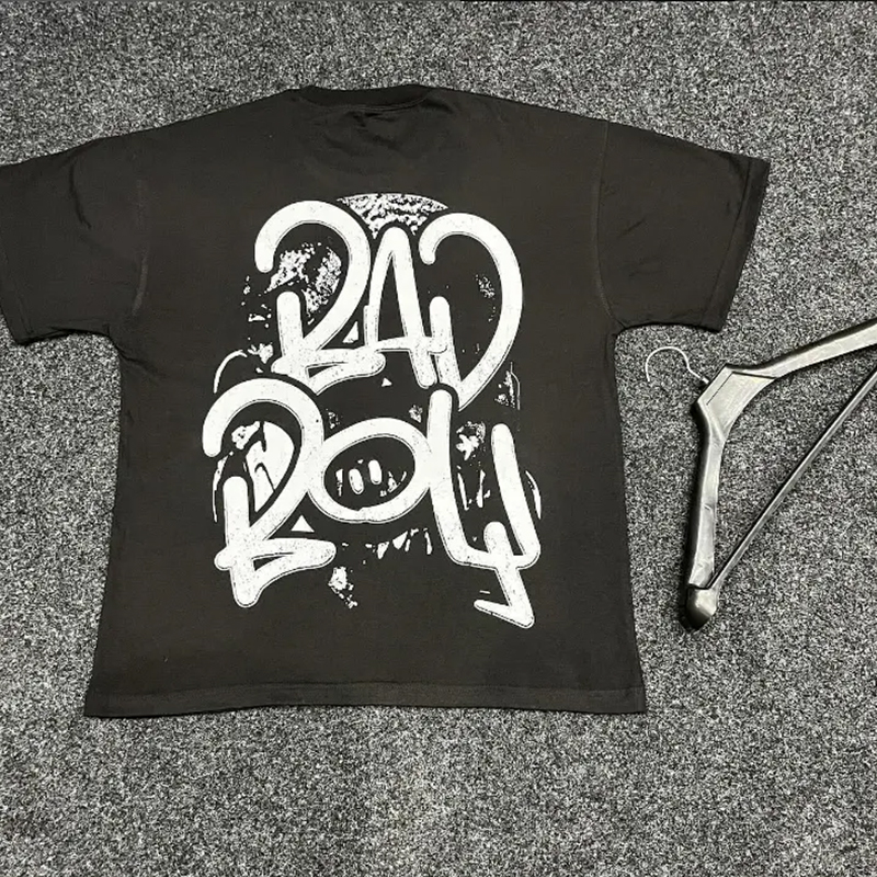 hongfeng creates heavyweight t shirts for men with rare retro neon print designs.